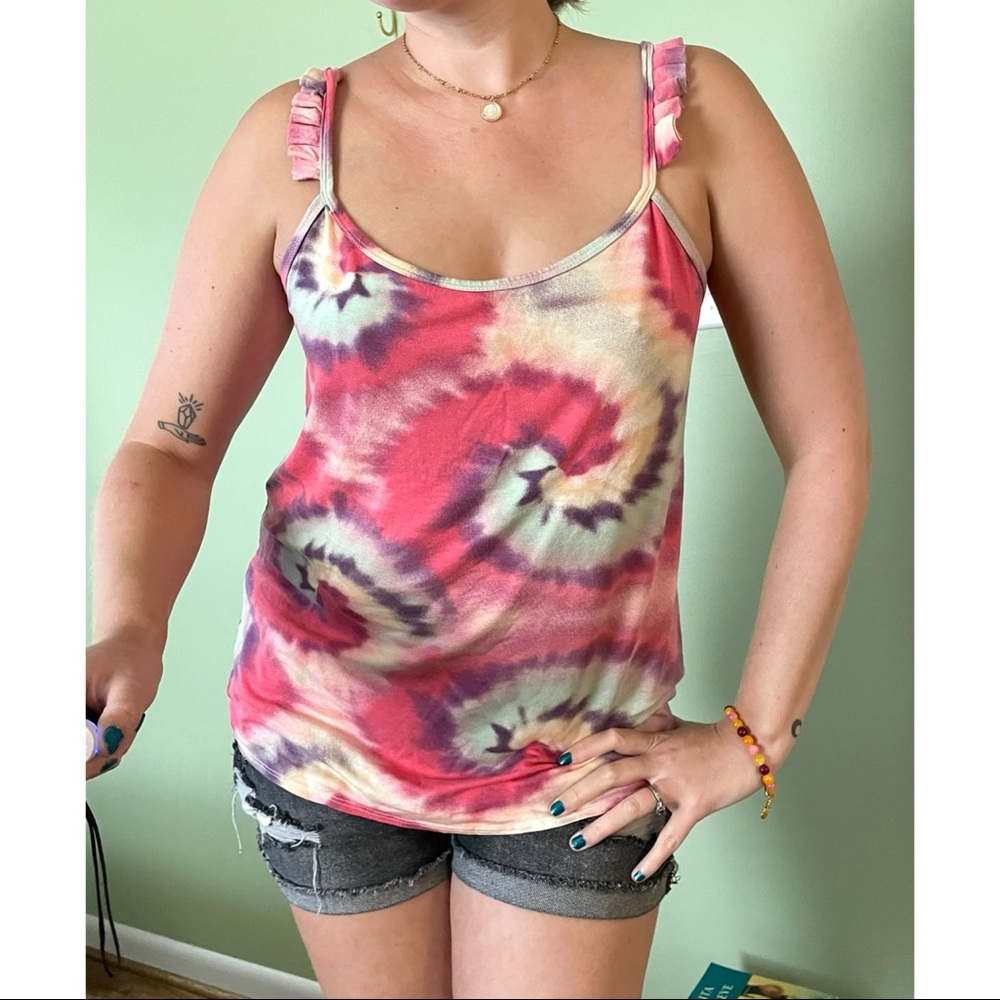 ❌4/$20 Tie dye tank top